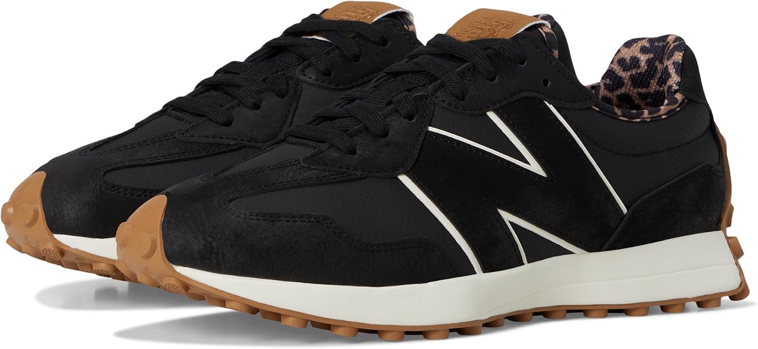 New Balance Women’s Women’s 327 Golf Spikeless, True Black 8,Medium